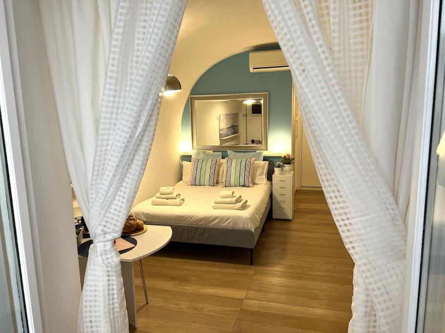 Tiny House In Centro Apartment บารี ภายนอก รูปภาพ
